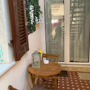Ca' Toscalina Affittacamere Carrara